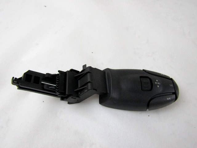 MULTIFUNKCIJSKI VOLAN OEM N. 96637240XT ORIGINAL REZERVNI DEL PEUGEOT 206 PLUS T3E 2EK 2AC (2009 - 2012) BENZINA/GPL LETNIK 2010