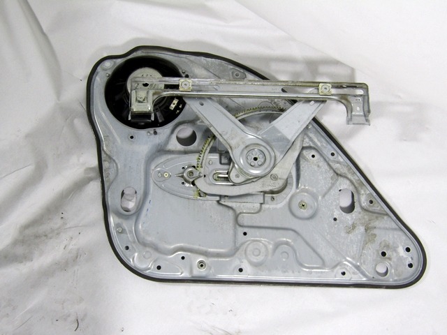 MEHANIZEM DVIGA ZADNJIH STEKEL  OEM N. 18517 SISTEMA ALZACRISTALLO PORTA POSTERIORE ELETT ORIGINAL REZERVNI DEL FORD FOCUS DA HCP DP MK2 R BER/SW (2008 - 2011) DIESEL LETNIK 2010