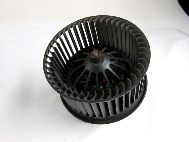 VENTILATOR  KABINE  OEM N. 3M5H-18456-AD ORIGINAL REZERVNI DEL FORD FOCUS DA HCP DP MK2 R BER/SW (2008 - 2011) DIESEL LETNIK 2010