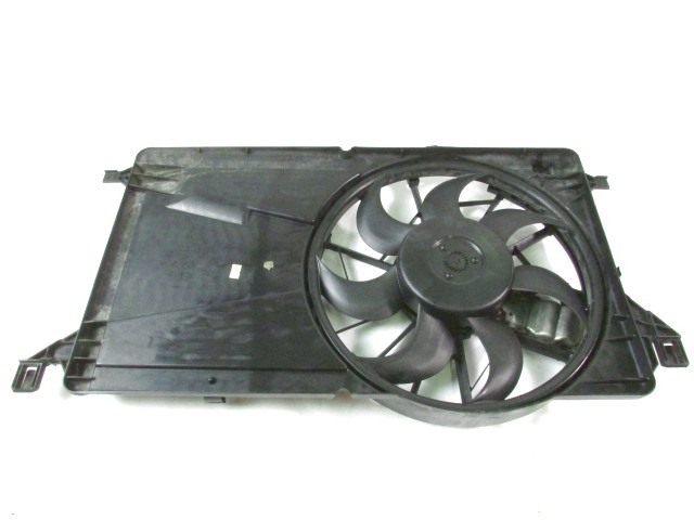 VENTILATOR HLADILNIKA OEM N. 3M5H-8C607-RD ORIGINAL REZERVNI DEL FORD FOCUS DA HCP DP MK2 BER/SW (2005 - 2008) DIESEL LETNIK 2005