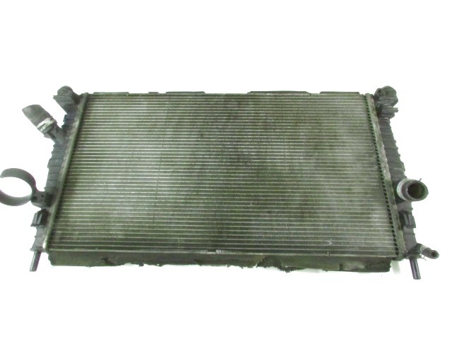 RADIATOR VODE OEM N. 3M5H-8005-TK ORIGINAL REZERVNI DEL FORD FOCUS DA HCP DP MK2 BER/SW (2005 - 2008) DIESEL LETNIK 2005