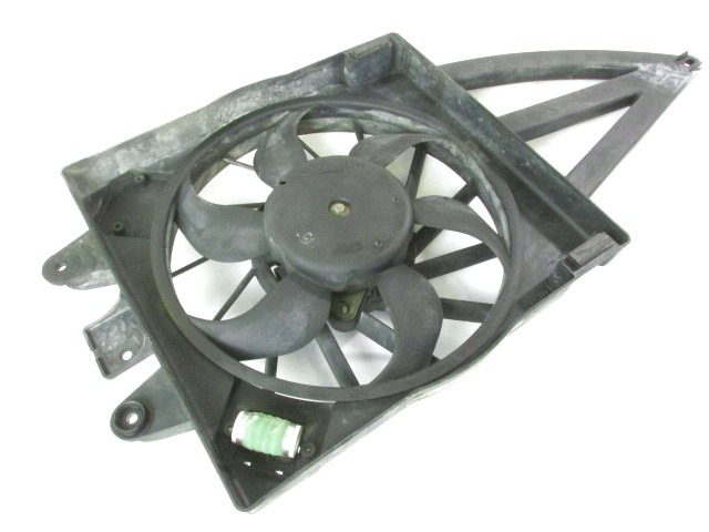 VENTILATOR HLADILNIKA OEM N. 51764532 ORIGINAL REZERVNI DEL FIAT PANDA 169 (2003 - 08/2009) BENZINA LETNIK 2005