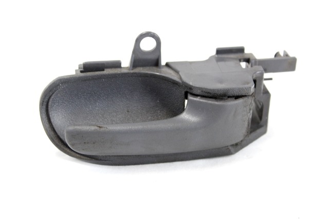 NOTRANJA KLJUKA  OEM N. 692050D060B2 ORIGINAL REZERVNI DEL TOYOTA AYGO B1 R (2009 - 02/2012) BENZINA LETNIK 2009