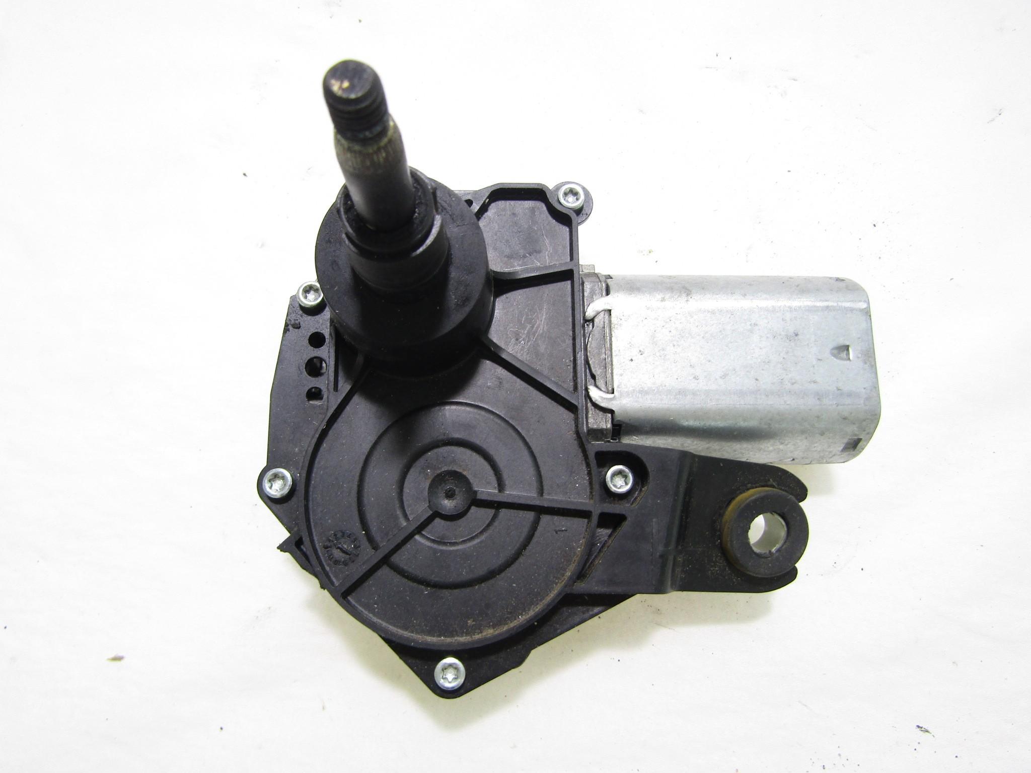 MOTORCEK ZADNJEGA BRISALCA OEM N. 85130-0H010 ORIGINAL REZERVNI DEL TOYOTA AYGO B1 R (2009 - 02/2012) BENZINA LETNIK 2009