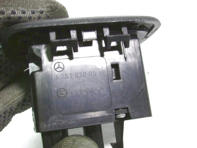 ZADNJE STIKALO OEM N. A2518200510 ORIGINAL REZERVNI DEL MERCEDES CLASSE A W169 5P C169 3P (2004 - 04/2008) BENZINA LETNIK 2005