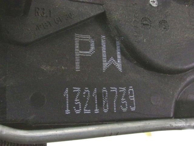 CENTRALNO ZAKLEPANJE ZADNJIH DESNIH VRAT OEM N. 13210739 ORIGINAL REZERVNI DEL OPEL ASTRA H A04 L48,L08,L35,L67 5P/3P/SW (2004 - 2007) DIESEL LETNIK 2007