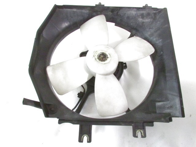 VENTILATOR HLADILNIKA OEM N. ZL0115210B ORIGINAL REZERVNI DEL MAZDA 323F BJ MK4 (1998 - 2002) BENZINA LETNIK 2000