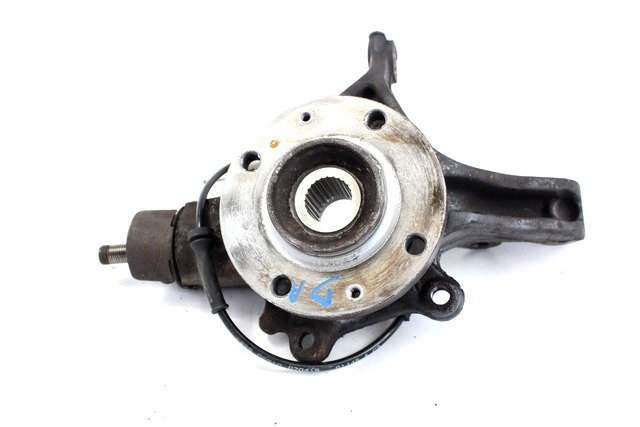 VRTLJIVI LEZAJ DESNO / PESTO KOLESA Z LEZAJEM SPREDAJ OEM N. 364799 ORIGINAL REZERVNI DEL CITROEN C4 MK1 / COUPE L LC (2004 - 08/2009) BENZINA LETNIK 2008