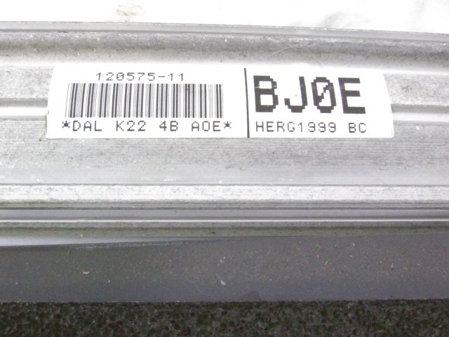 KIT AIRBAG KOMPLET OEM N. B25E57K30B ORIGINAL REZERVNI DEL MAZDA 323F BJ MK4 (1998 - 2002) BENZINA LETNIK 2000