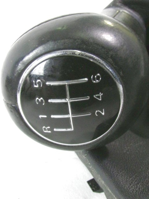 OEM N. 8K0863278HVDL ORIGINAL REZERVNI DEL AUDI A4 B8 8K2 BER/SW/CABRIO (2007 - 11/2015) DIESEL LETNIK 2010