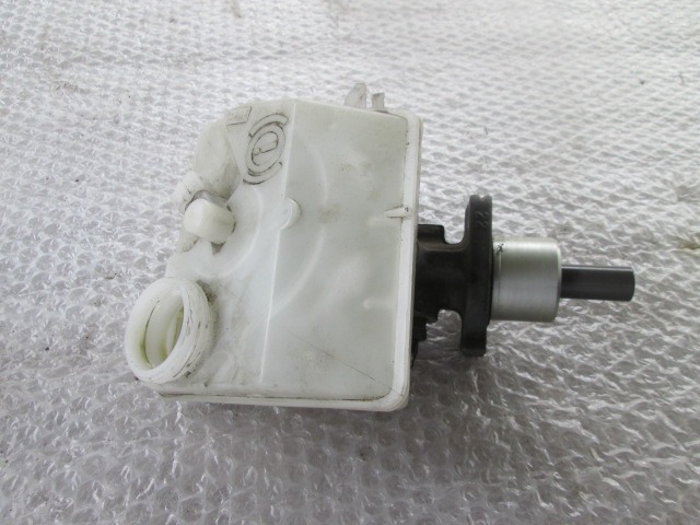 ZAVORNI CILINDER OEM N. 4635A2 ORIGINAL REZERVNI DEL PEUGEOT 206 / 206 CC 2A/C 2D 2E/K R (2003 - 10/2008) BENZINA LETNIK 2003