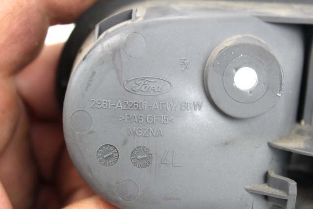 NOTRANJA KLJUKA  OEM N. 2S61-A22601-AFW ORIGINAL REZERVNI DEL FORD FUSION JU (2002 - 02/2006) DIESEL LETNIK 2003