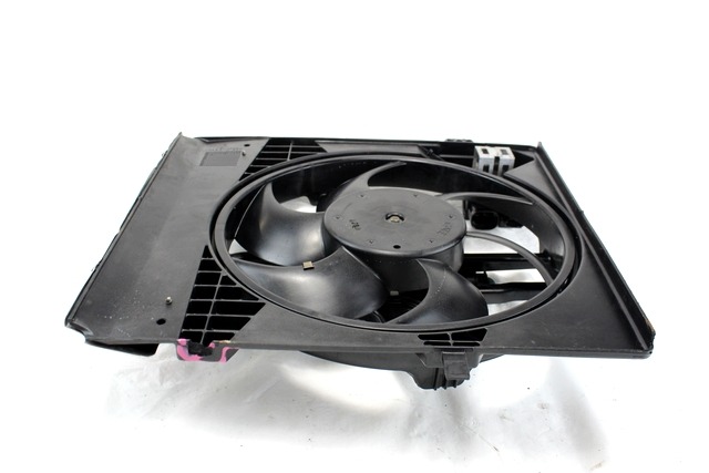 VENTILATOR HLADILNIKA OEM N. (D)9653804080 ORIGINAL REZERVNI DEL PEUGEOT 207 / 207 CC WA WC WD WK (2006 - 05/2009) BENZINA LETNIK 2007