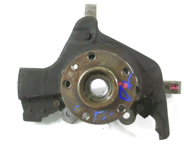 VRTLJIVI LEZAJ DESNO / PESTO KOLESA Z LEZAJEM SPREDAJ OEM N. 52043098 ORIGINAL REZERVNI DEL FIAT DOBLO 263 MK2 (2009 -2015)DIESEL LETNIK 2012