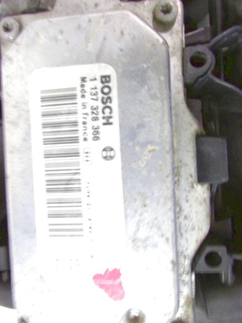 VENTILATOR HLADILNIKA OEM N. 3M5H-8C607-RH ORIGINAL REZERVNI DEL FORD FOCUS DA HCP DP MK2 BER/SW (2005 - 2008) DIESEL LETNIK 2007