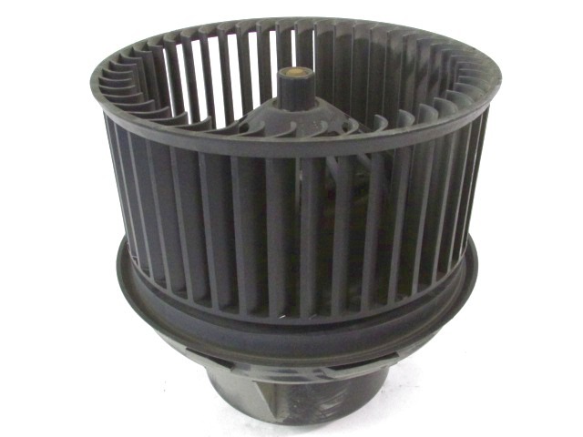 VENTILATOR  KABINE  OEM N. 3M5H-18456-EC ORIGINAL REZERVNI DEL FORD FOCUS DA HCP DP MK2 BER/SW (2005 - 2008) DIESEL LETNIK 2007