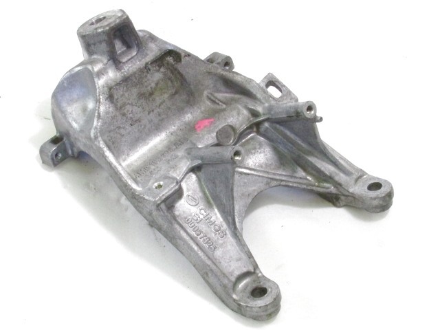 NOSILCI MOTORJA/DRUGO OEM N. 4M0199308AD ORIGINAL REZERVNI DEL AUDI A4 B9 BER/SW/ALLROAD (2015 - 2019)DIESEL LETNIK 2016