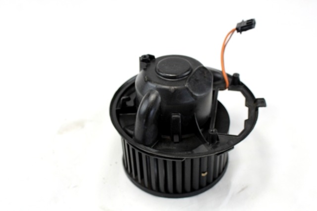 VENTILATOR  KABINE  OEM N. 1K0820015J ORIGINAL REZERVNI DEL SEAT LEON 1P1 MK2 (2005 - 2012) DIESEL LETNIK 2011