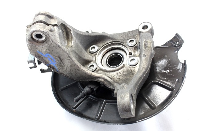 LEVI VRTLJIVI LEZAJ / PESTO KOLESA Z LEZAJEM SPREDAJ OEM N. 3C0407253F ORIGINAL REZERVNI DEL VOLKSWAGEN PASSAT B7 362 365 BER/SW (10/2010 - 2015)DIESEL LETNIK 2013