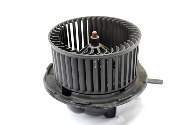 VENTILATOR  KABINE  OEM N. 1K1820015F ORIGINAL REZERVNI DEL VOLKSWAGEN PASSAT B7 362 365 BER/SW (10/2010 - 2015)DIESEL LETNIK 2013