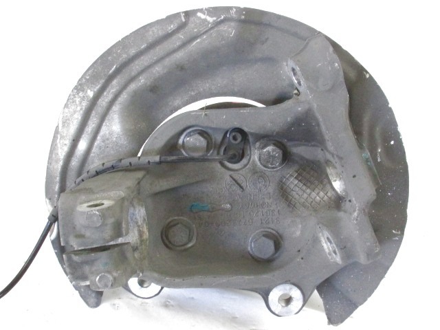 LEVI VRTLJIVI LEZAJ / PESTO KOLESA Z LEZAJEM SPREDAJ OEM N. 31216773209 ORIGINAL REZERVNI DEL BMW SERIE 3 BER/SW/COUPE/CABRIO E90/E91/E92/E93 LCI R (2009 - 2012) DIESEL LETNIK 2010