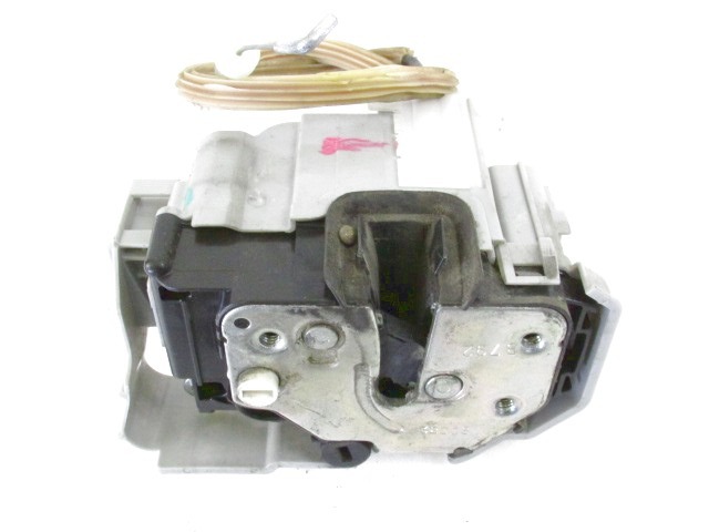 CENTRALNO ZAKLEPANJE ZADNJIH DESNIH VRAT OEM N. 51827959 ORIGINAL REZERVNI DEL FIAT BRAVO 198 (02/2007 - 2010) DIESEL LETNIK 2009