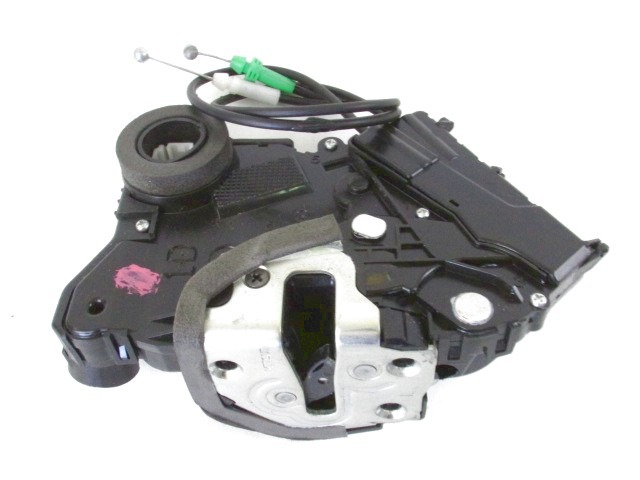 CENTRALNO ZAKLEPANJE PREDNIH LEVIH VRAT OEM N. 693200D070 ORIGINAL REZERVNI DEL TOYOTA YARIS P9 MK2 (01/2006 - 2009) DIESEL LETNIK 2008