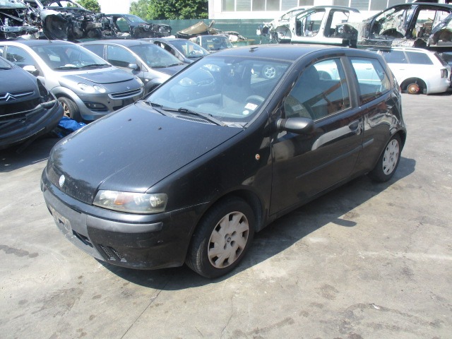 FIAT PUNTO 1.9 D 63KW 5M 3P (2002) RICAMBI IN MAGAZZINO 