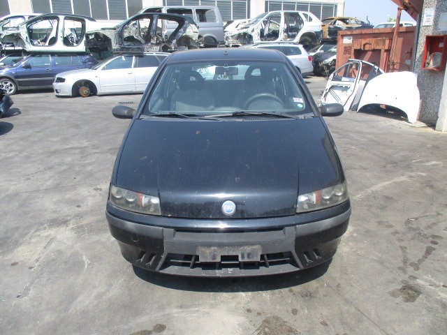 FIAT PUNTO 1.9 D 63KW 5M 3P (2002) RICAMBI IN MAGAZZINO 