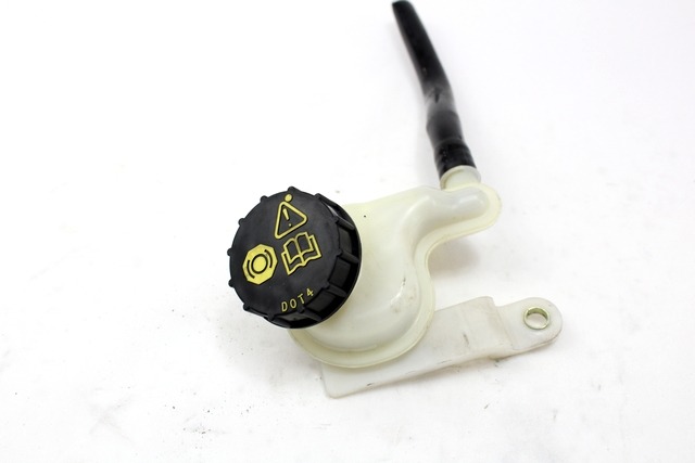 ZAVORNI CILINDER OEM N. 1822308 ORIGINAL REZERVNI DEL FORD FIESTA CB1 CNN MK6 (09/2008 - 11/2012) BENZINA LETNIK 2010