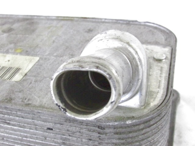 TOPLOTNI IZMENJEVALNIK/FILTER OLJA  OEM N. 94810727103 ORIGINAL REZERVNI DEL PORSCHE CAYENNE 9PA MK1 R (2008-2010)BENZINA LETNIK 2008