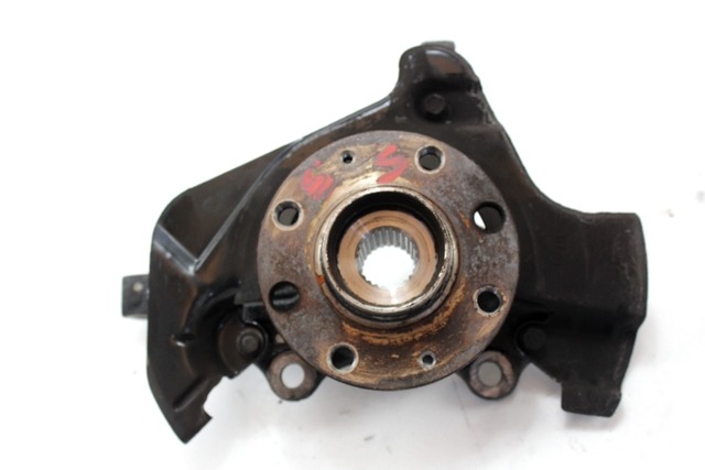 LEVI VRTLJIVI LEZAJ / PESTO KOLESA Z LEZAJEM SPREDAJ OEM N. 93188961 ORIGINAL REZERVNI DEL OPEL CORSA D R S07 (02/2011 - 2014) DIESEL LETNIK 2011