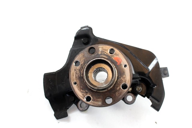 VRTLJIVI LEZAJ DESNO / PESTO KOLESA Z LEZAJEM SPREDAJ OEM N. 93188962 ORIGINAL REZERVNI DEL OPEL CORSA D R S07 (02/2011 - 2014) DIESEL LETNIK 2011