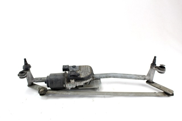 MOTORCEK PREDNJIH BRISALCEV OEM N. 3C1955023E ORIGINAL REZERVNI DEL VOLKSWAGEN PASSAT B6 3C2 3C5 BER/SW (2005 - 09/2010)  DIESEL LETNIK 2008