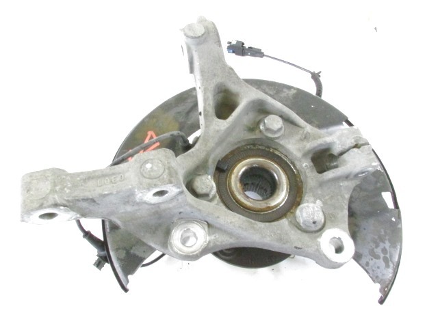 VRTLJIVI LEZAJ DESNO / PESTO KOLESA Z LEZAJEM SPREDAJ OEM N. 13248523 ORIGINAL REZERVNI DEL CHEVROLET CRUZE J300 J305 (2009 - 2019) DIESEL LETNIK 2010