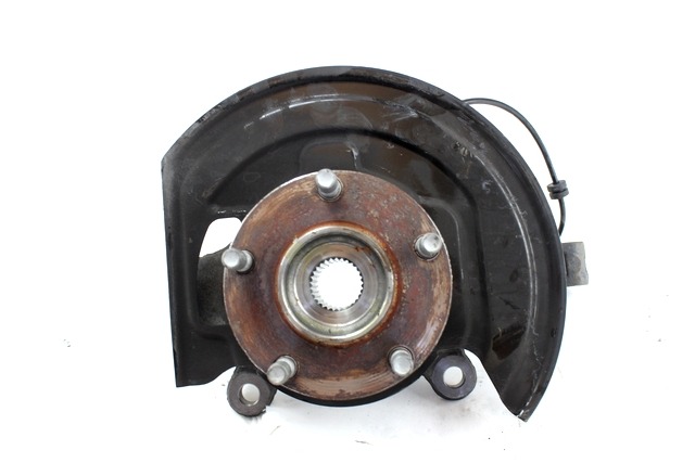 VRTLJIVI LEZAJ DESNO / PESTO KOLESA Z LEZAJEM SPREDAJ OEM N. 40014-JD040 ORIGINAL REZERVNI DEL NISSAN QASHQAI J10E (03/2010 - 2013) DIESEL LETNIK 2013