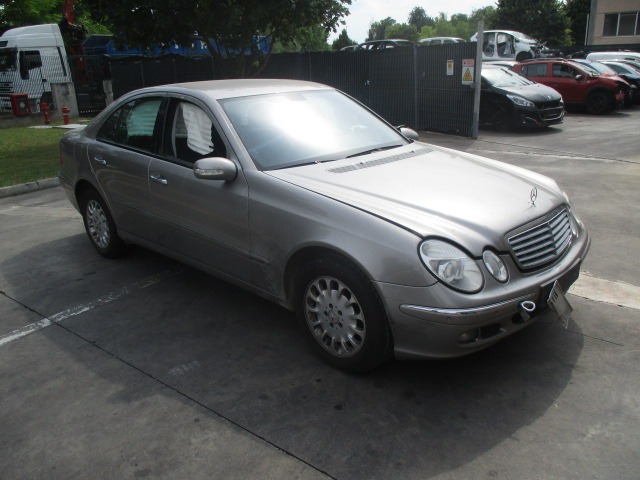 MERCEDES CLASSE E 220 CDI W211 2.2 110KW 5P D AUT (2005) RICAMBI IN MAGAZZINO