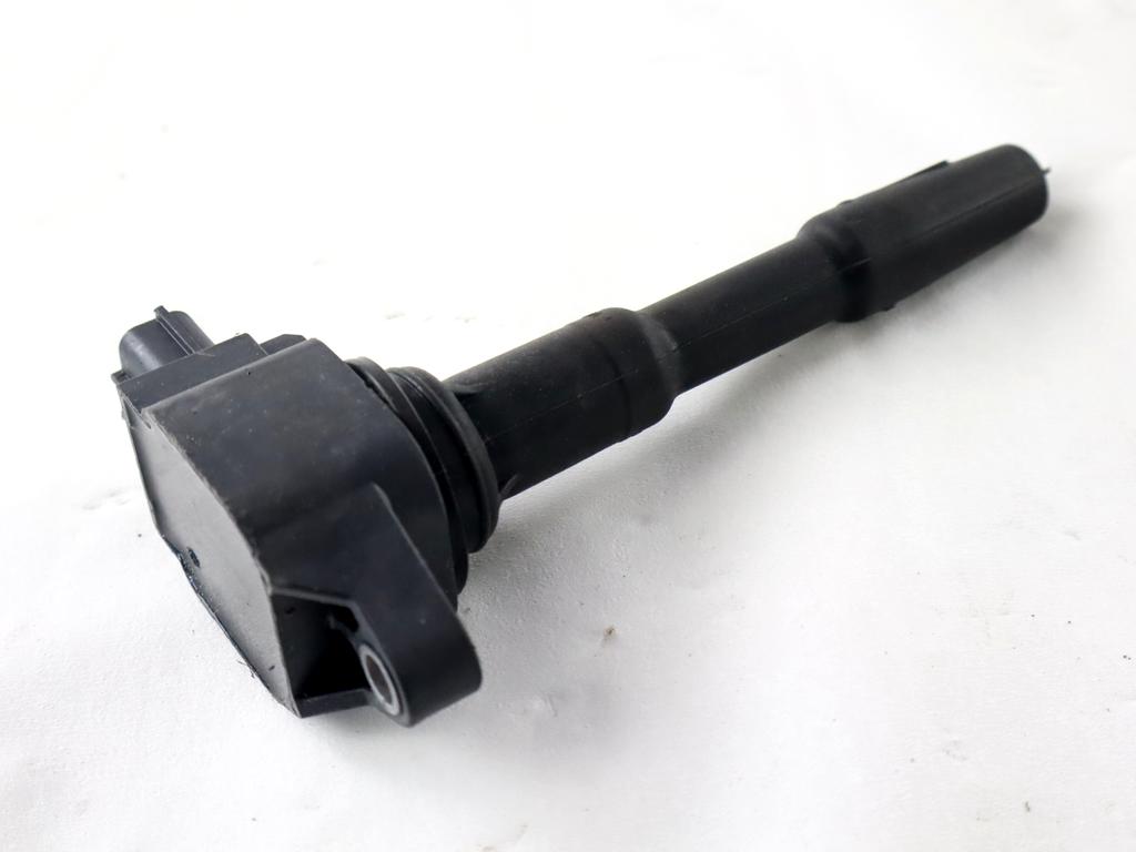 VZIGALNE TULJAVE OEM N. 224332428R ORIGINAL REZERVNI DEL RENAULT CAPTUR J5 H5 (2013 - 2019) BENZINA LETNIK 2017