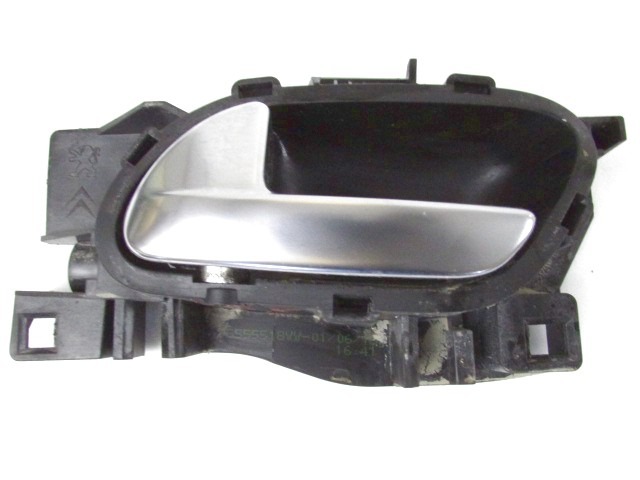 NOTRANJA KLJUKA  OEM N. 96555518VV ORIGINAL REZERVNI DEL PEUGEOT 208 CA CC MK1 (2012 -2019) DIESEL LETNIK 2015