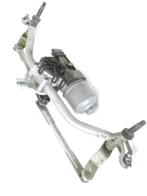 MOTORCEK PREDNJIH BRISALCEV OEM N. 9673222580 ORIGINAL REZERVNI DEL PEUGEOT 208 CA CC MK1 (2012 -2019) DIESEL LETNIK 2015