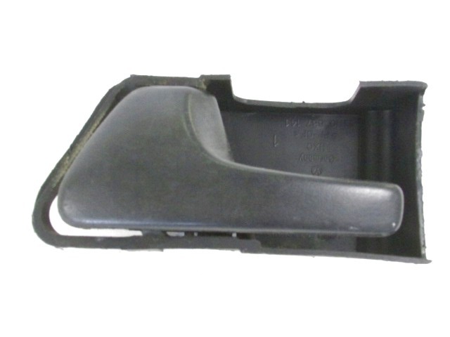 NOTRANJA KLJUKA  OEM N. (D)1H0837141 ORIGINAL REZERVNI DEL VOLKSWAGEN GOLF III 1H1 1E7 1H5 MK3 (08/1992 - 07/1998) DIESEL LETNIK 1995