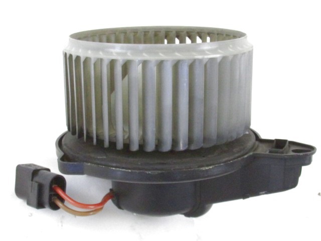 VENTILATOR  KABINE  OEM N. 4B1820021B ORIGINAL REZERVNI DEL AUDI A6 C5 4B 4B5 4B2 BER/SW (1997 - 2001) DIESEL LETNIK 2000