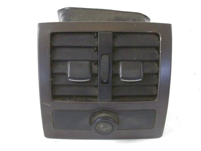 CENTRALNE PREZRACEVALNE SOBE  OEM N. 4B0819203AN ORIGINAL REZERVNI DEL AUDI A6 C5 4B 4B5 4B2 BER/SW (1997 - 2001) DIESEL LETNIK 2000