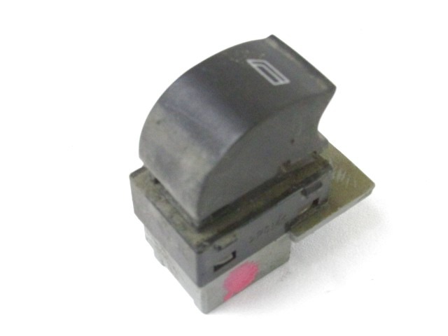 ZADNJE STIKALO OEM N. 4B0959855 ORIGINAL REZERVNI DEL AUDI A6 C5 4B 4B5 4B2 BER/SW (1997 - 2001) DIESEL LETNIK 2000