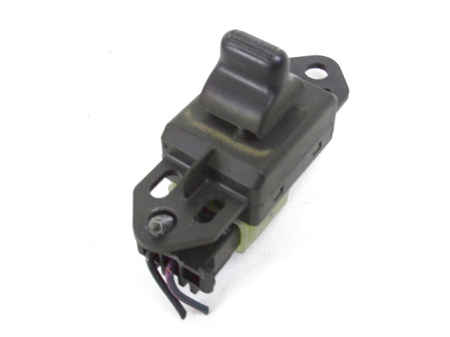 RAZLICNA STIKALA  OEM N. 04685727AA ORIGINAL REZERVNI DEL CHRYSLER VOYAGER/GRAN VOYAGER RG RS MK4 (2001 - 2007) DIESEL LETNIK 2007