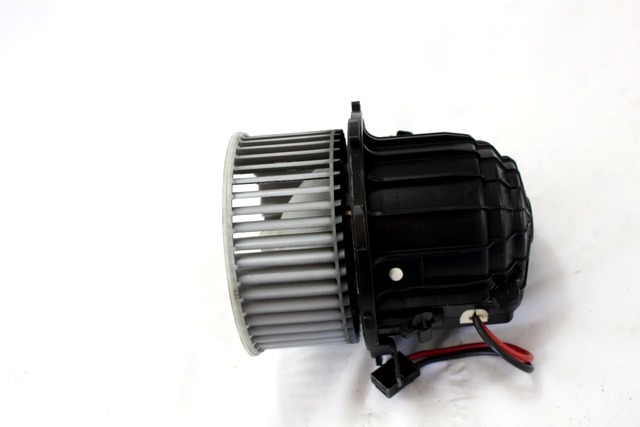 VENTILATOR  KABINE  OEM N. 8T1820021 ORIGINAL REZERVNI DEL AUDI A4 B8 8K2 BER/SW/CABRIO (2007 - 11/2015) DIESEL LETNIK 2013