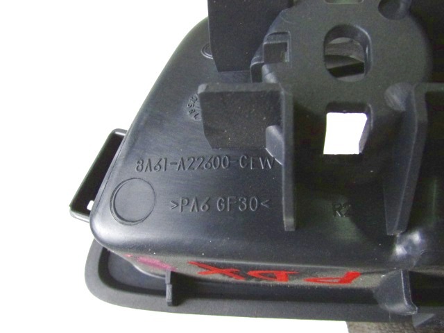 NOTRANJA KLJUKA  OEM N. 8A61-A22600-CEW ORIGINAL REZERVNI DEL FORD FIESTA CB1 CNN MK6 (09/2008 - 11/2012) DIESEL LETNIK 2011