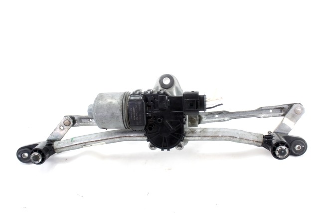 MOTORCEK PREDNJIH BRISALCEV OEM N. 390241564 ORIGINAL REZERVNI DEL FIAT DOBLO 263 MK2 (2009 -2015)DIESEL LETNIK 2011