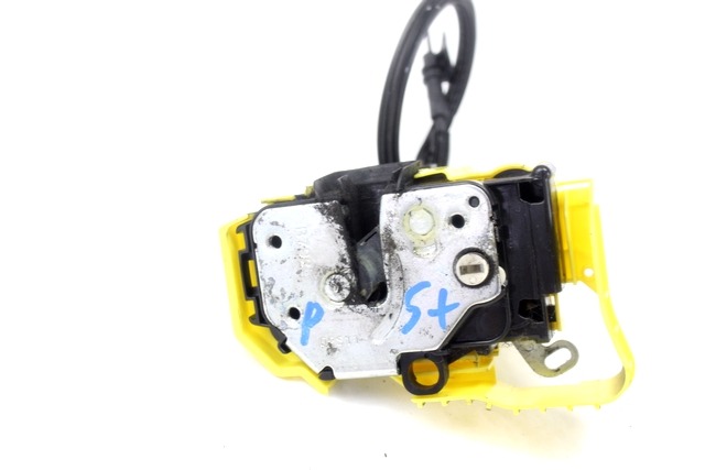 CENTRALNA KLJUCAVNICA ZADJIH LEVIH VRAT OEM N. 1365312080 ORIGINAL REZERVNI DEL FIAT FIORINO / QUBO 255 (2008 - 2019) BENZINA/METANO LETNIK 2011