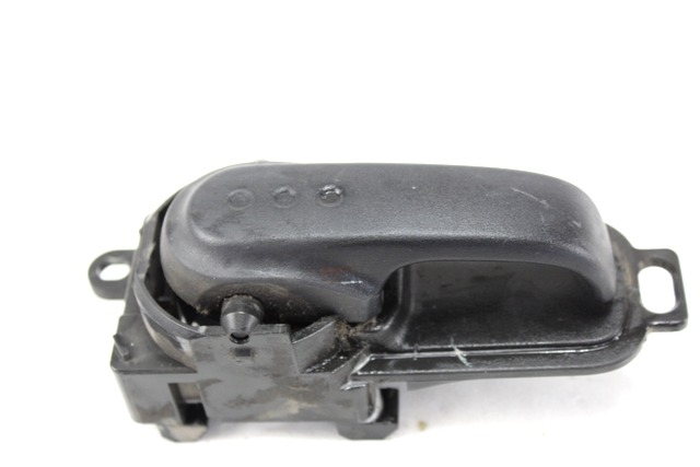 NOTRANJA KLJUKA  OEM N. 80670AX603 ORIGINAL REZERVNI DEL NISSAN NOTE E11 MK1 (2005 - 2013)BENZINA LETNIK 2006